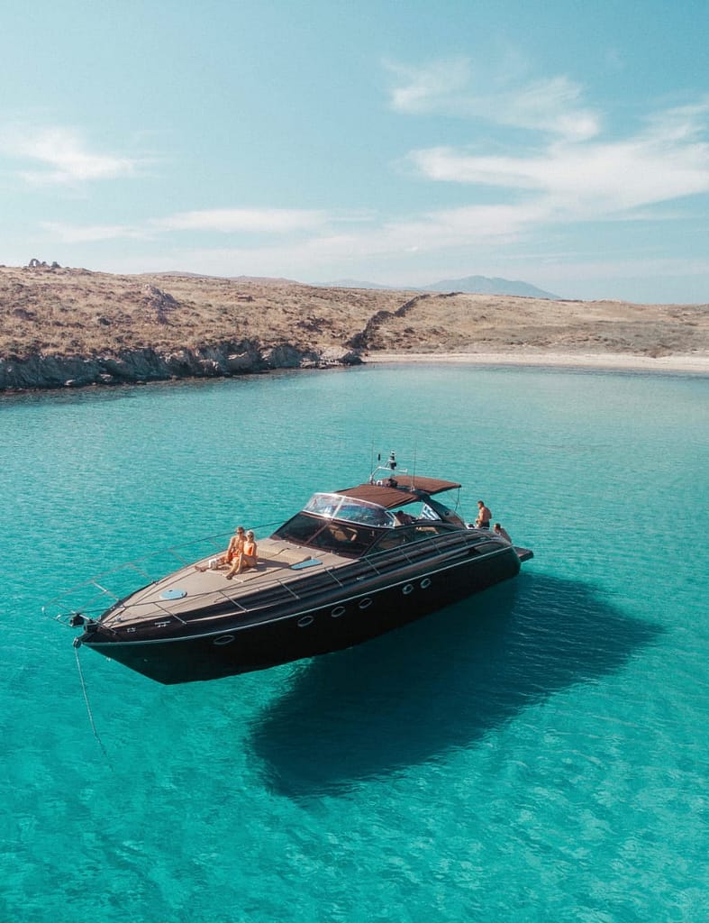 yachts mykonos - private mykonos security bodyguards